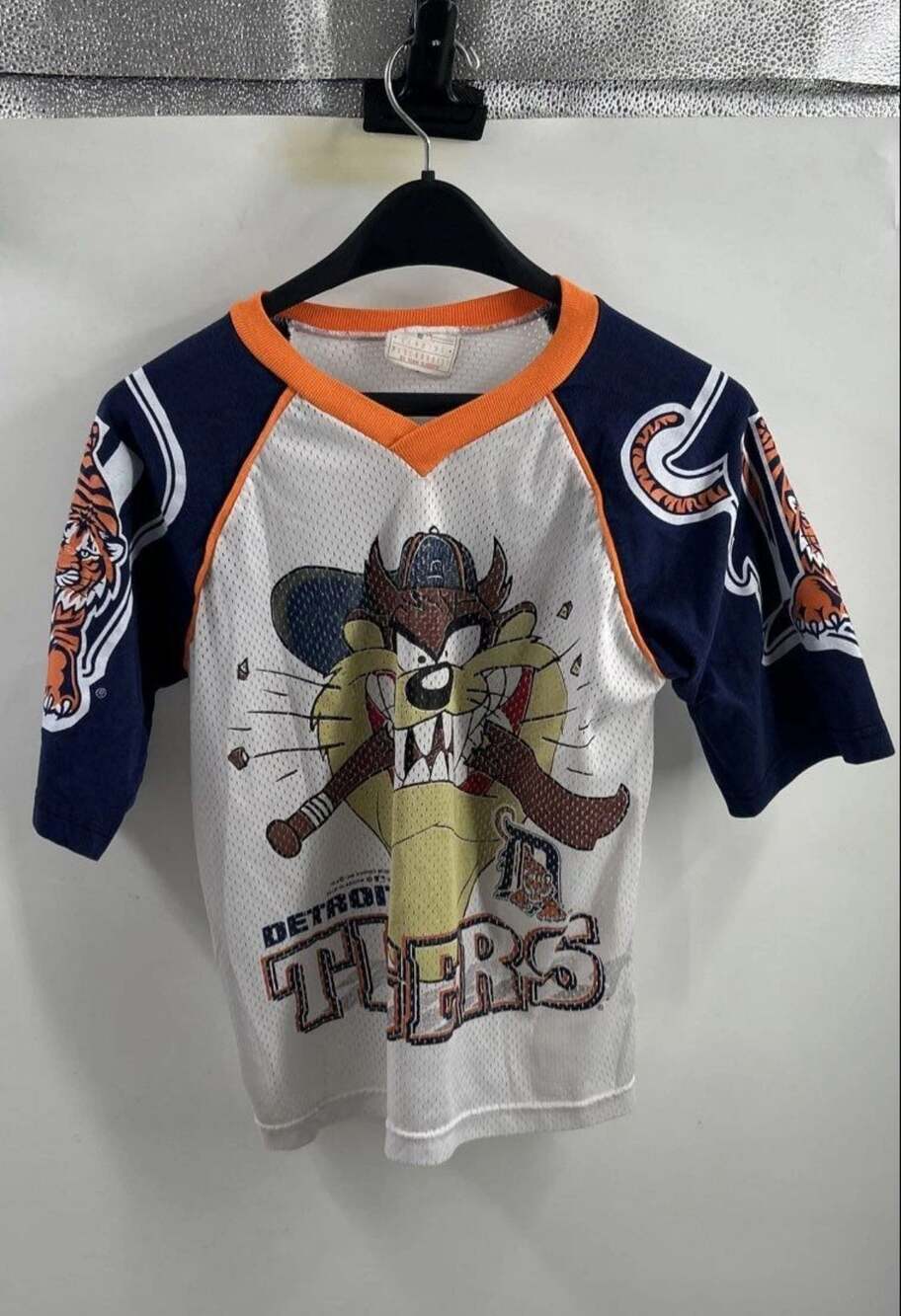 Vintage 90s Detroit Tigers Taz Looney Tunes Mesh Jersey